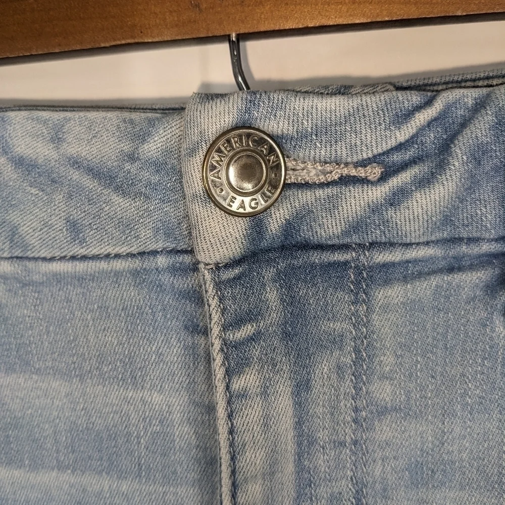 AMERICAN EAGLE Curvy Hi-Rise Jegging Denim Jean Shorts